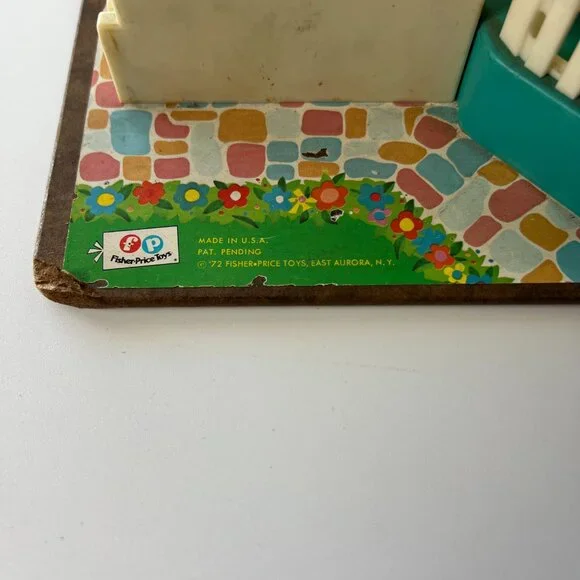 Vintage 1964 Fisher Price Little People Musical Merry Go Round Music Works - Picture 6 of 12